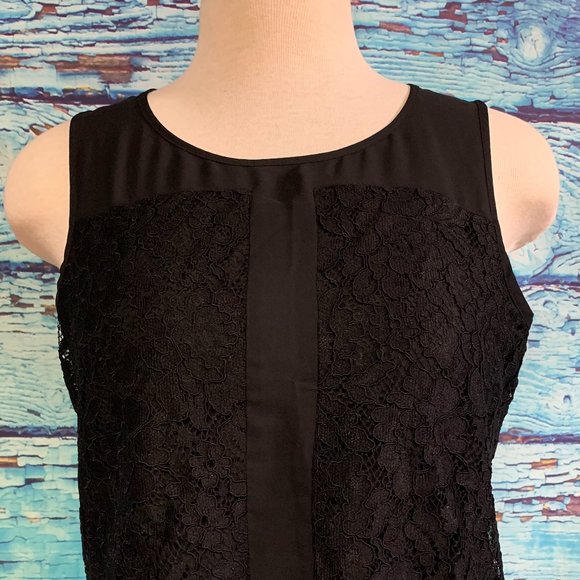Reitmans Sleeveless Lace & Sheer Blouse - Picture 2 of 6